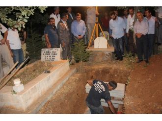 Bakan Yılmaz’ın Ağabeyi Defnedildi