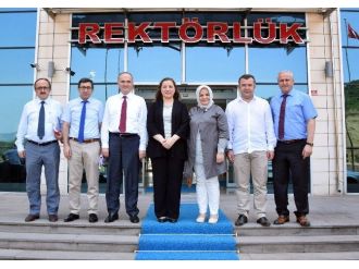 Rektör Çakar, Milletvekillerini Bilgilendirdi