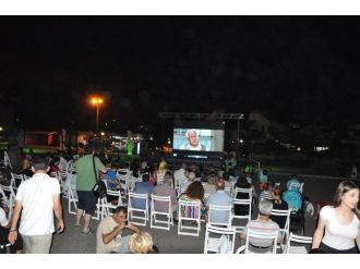 Açık Hava Sineması Başladı