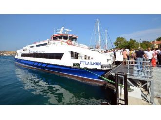 İzmir’den Foça’ya Vapur Seferleri Başladı