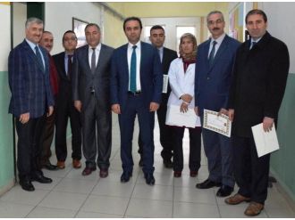 Tatvan’ın Eğitim Başarısına Katkı Sunan 400 Öğretmene Başarı Belgesi Verildi