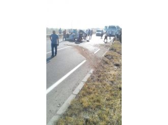 Köpeğe Çarpmamak İçin Manevra Yaptı: 4 Yaralı