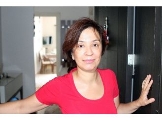 Asansör Eyleminde Asansörde Kaldı