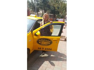 Bandırma’nın Tek Kadın Taksicisi
