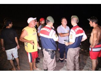 4 Kişilik Aile Kurtarılmayı Bekliyor