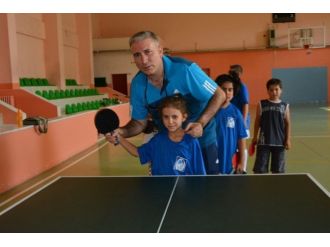 Yunusemre Belediyesi Bin 200 Lisanslı Sporcuya Ulaştı