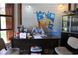 Genç-iz, Gençleri Bekliyor