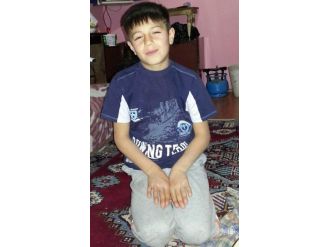 Magandaların Vurduğu Çocuk Babasının Kollarında Can Verdi