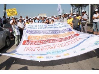 Bakanlığa Yürümek İsteyen Gruba Polis İzin Vermedi