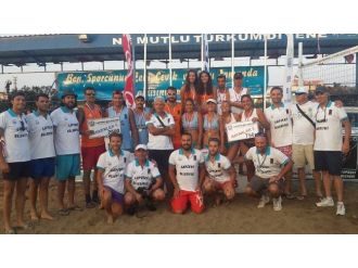 Lapseki 19’uncu Voleybol Turnuvası Sona Erdi