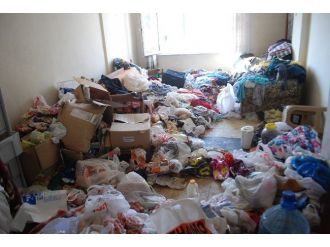 Evden 2 Kamyon Çöp Çıktı