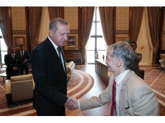 Cumhurbaşkanı Erdoğan, Kırım Tatarları Onursal Lideri Kırımoğlu’nu Kabul Etti