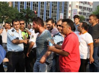 Zabıta Memuruna Bıçaklı Saldırıya Kınama