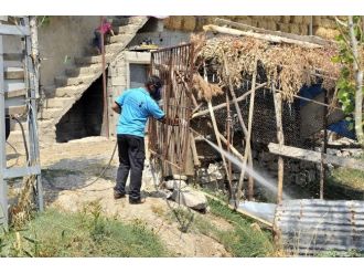 Kahramanmaraş’ta Sinekle Mücadele