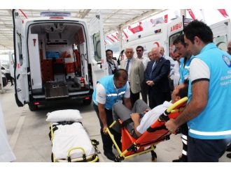 Büyükşehir’e 4 Yeni Hasta Nakil Ambulansı