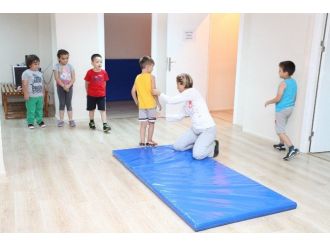 Geleceğin Profesyonel Jimnastikçileri