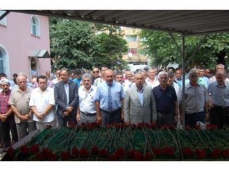 Eski Belediye Başkanı Son Yolculuğuna Uğurlandı