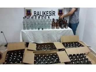 Balıkesir’de 200 Şişe Sahte İçki Ele Geçirildi