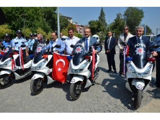 Uşak Emniyet Müdürlüğüne 13 Yeni Araç Tahsis Edildi