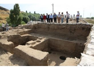 Eş Başkan Keser Çalışma Alanlarını Ziyaret Etti