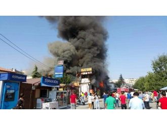 Kafeteryada Çıkan Yangın Korkuttu