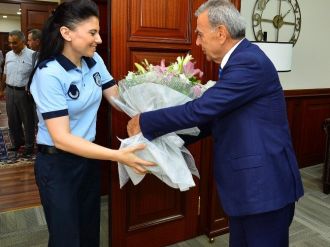 Kocaoğlu’ndan İşportacı Ve Seyyar Satıcılara Karşı Kararlılık Mesajı