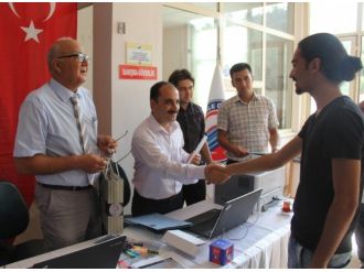 Çomü’de 2015-2016 Dönemi İlk Kayıtları Yapıldı