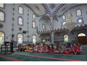 Kuran Kursu Öğrencilerine Trafik Eğitimi