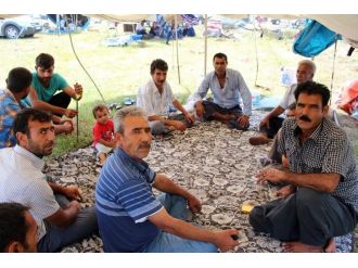 Doğulu Mevsimlik İşçiler Konaklama Alanından Memnun, Sezondan Umutlu