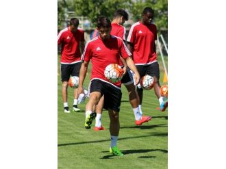 Kayserispor Yeni Sezon Hazırlıklarına Tüm Hızıyla Devam Ediyor