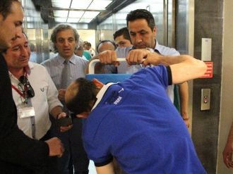 Baba, Oğlunun Bağışlanan Organlarını Öperek Uğurladı