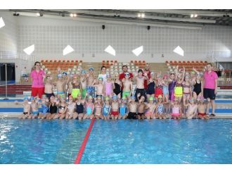 Minik Kulaçlar Hem Eğleniyor, Hem Öğreniyor