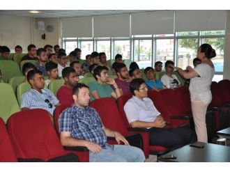 Edirne’de Gençlere Madde Bağımlılığı Semineri Verildi