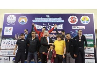 Tatvanlı Üç Sporcu Dünya Kupasında Türkiye’yi Temsil Edecek