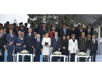 Tören Alanları Ziyarete Kapatılacak