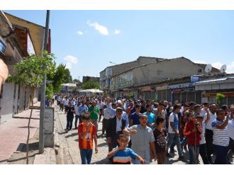 Bulanık’ta Olaylı Yürüyüş