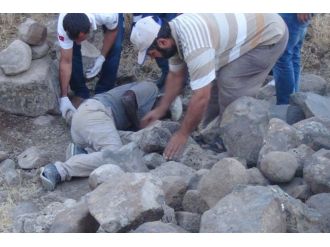 7 Çocuk Yetim Kaldı