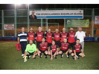 Sapanca Belediyesi 2. Olgunlar Turnuvası Devam Ediyor