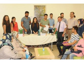 Üniversite’ye Yeni Kayıtlar Devam Ediyor