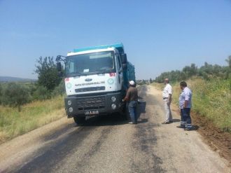 Büyükşehir’den Gölmarmara Yollarına Neşter