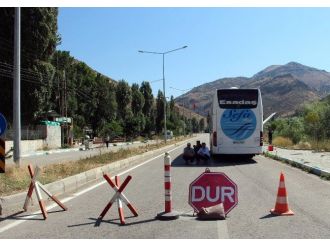 Oltu-göle, Kağızman-karakurt Ve Erzincan-tunceli Karayolları Ulaşıma Kapalı