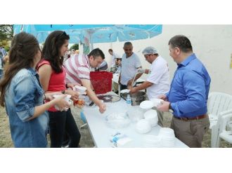 İlkadım’dan Üniversite Öğrencilerine Destek