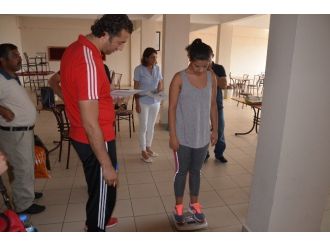 Öğrenciler Mülakatta Ter Döktü