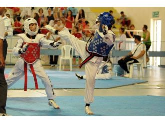 Şehzadeler’den Bir Madalya Da Tekvando’da