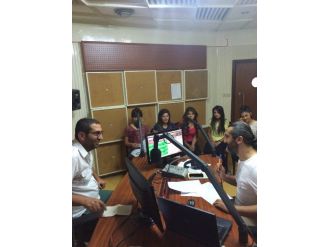 Çekom Tiyatro Ekibi, Trt’ye Konuk Oldu