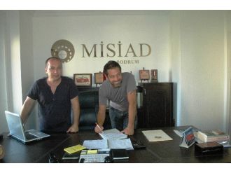 Ünlü Saantçı Bora Gencer Yeni Albüm Müjdesini Verdi