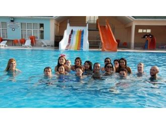 Sıcaktan Bunalanlar Aqua Parka Koşuyor