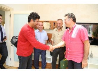 İranlı Gazetecilerden Başkan Kocadon’a Ziyaret