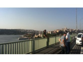 Haliç’te İntihar Girişimi