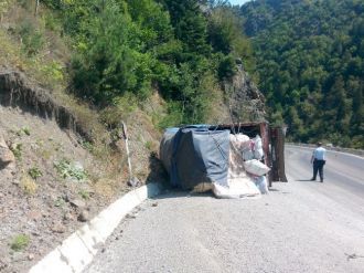 Kastamonu’da Trafik Kazası: 2 Yaralı